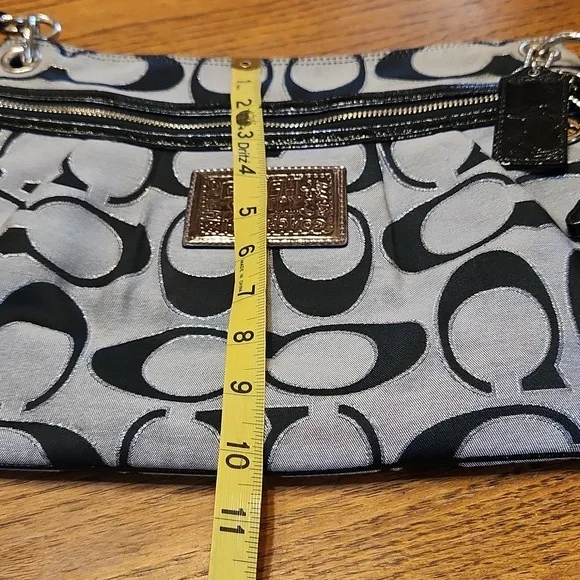 Coach Poppy 13Wx10H - Picture 13 of 13